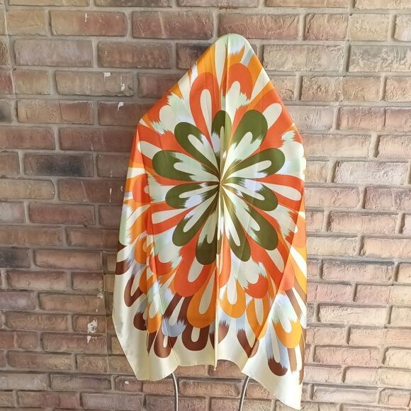 Vintage large m.o.s.i satin scarf. 90cm - Picture 1 of 8